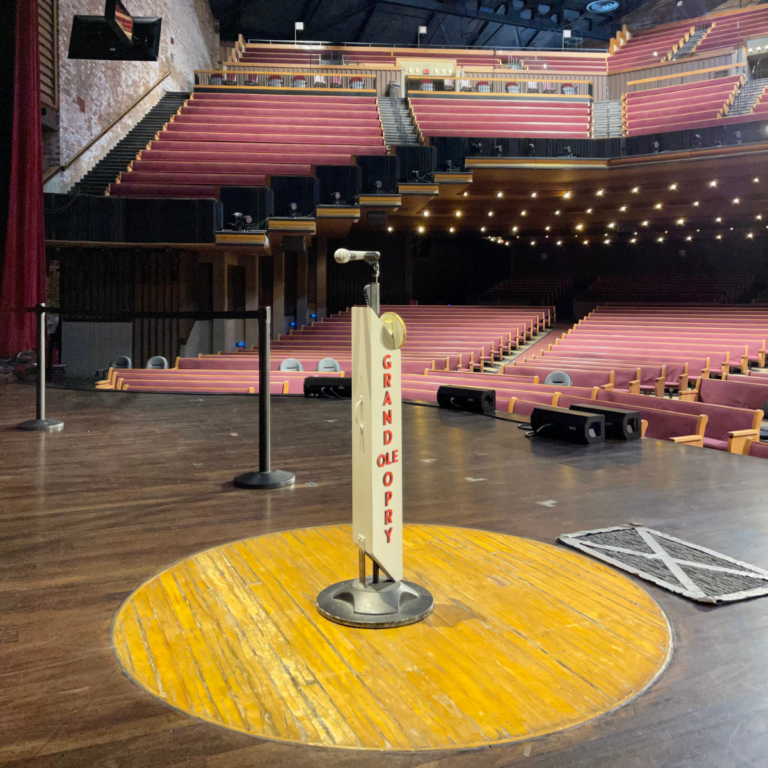 How to Tour the Grand Ole Opry: Ryman vs Opry House