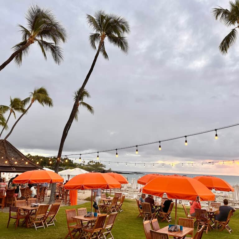 Travel Hackers Are Booking Hawaii for Free – Here’s How You Can Too