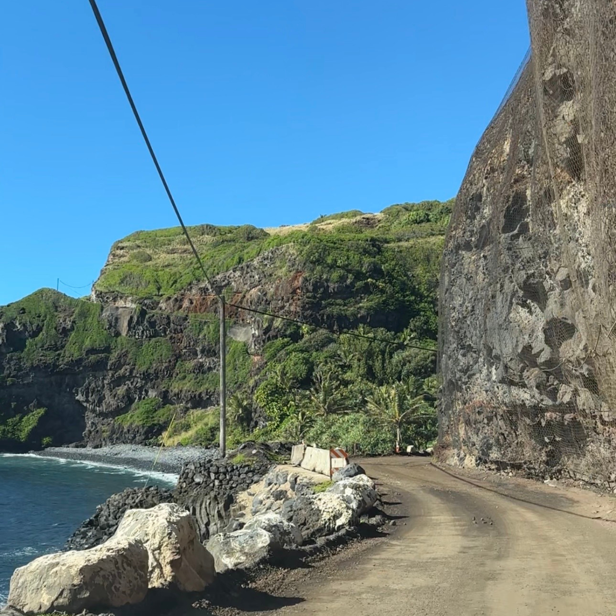 Should You REALLY Drive the Backside of the Road to Hana? Here's