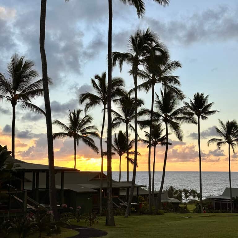 This Off the Grid Resort in Hawaii Is the Perfect Place to Unplug & Experience the “Real” Hawaii