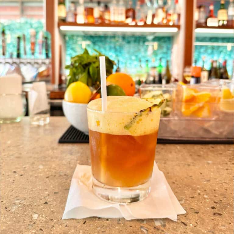 This Place Has the Best Mai Tai in Hawaii…and I Will Die on This Hill