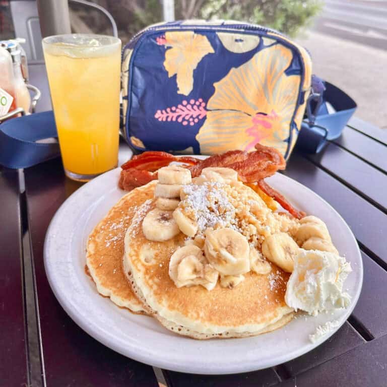 Where to Eat Breakfast on Maui (When You’re Up Early from Jet Lag)
